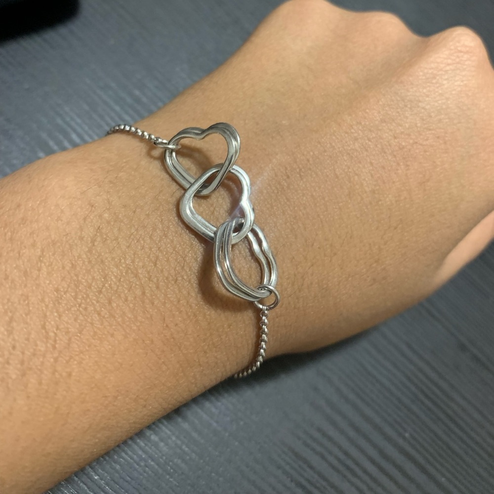 Juicy Couture Interlocking heart bracelet